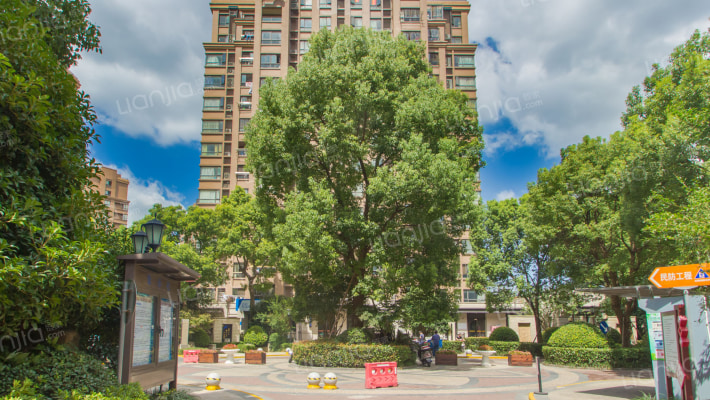 宝华海湾城外景图