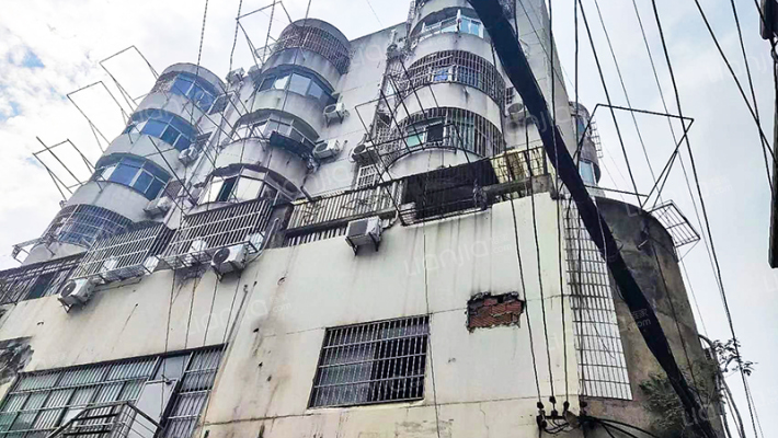 银建小区外景图