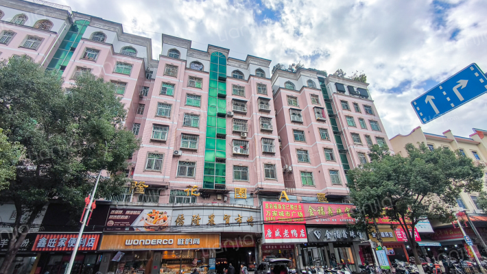 侨隆花园A区外景图