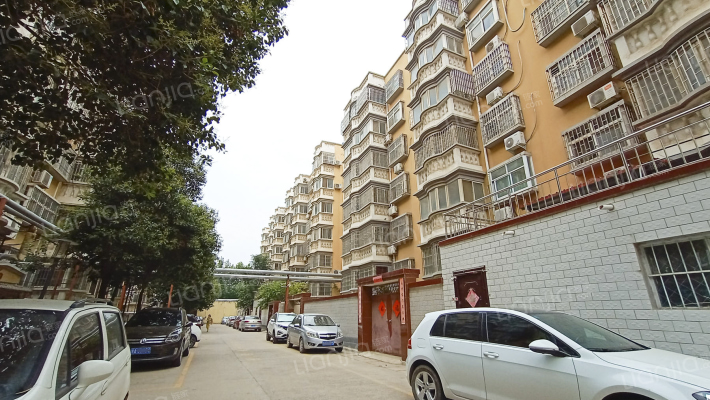 金桂苑小区外景图