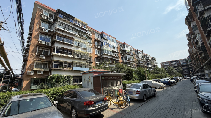 贵山小区外景图