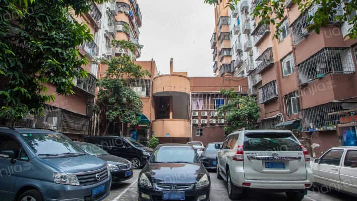 嘉梅小区外景图