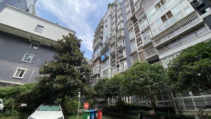 鳌山国际外景图