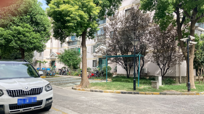 始信北苑外景图