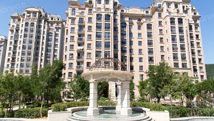 亿达春田银杏园外景图