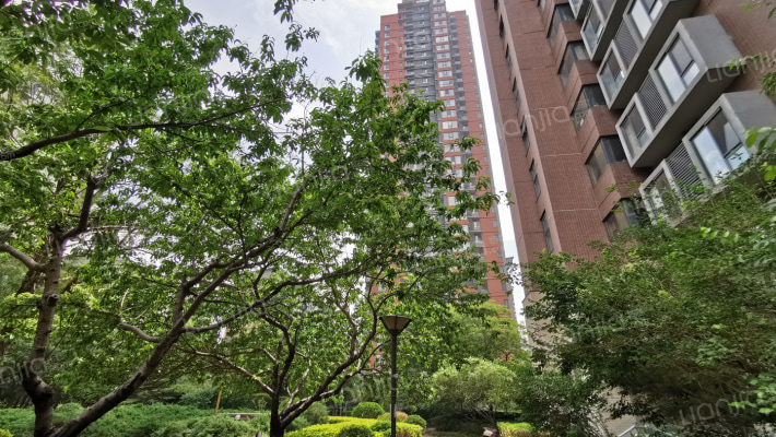 北京华侨城1号院外景图