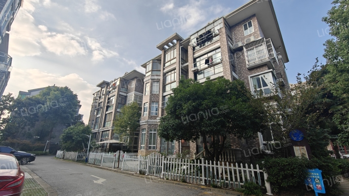 绸都锦绣苑外景图