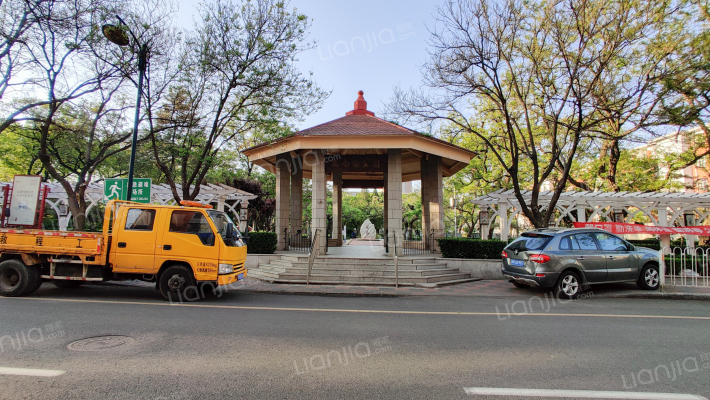 龙佳公寓外景图