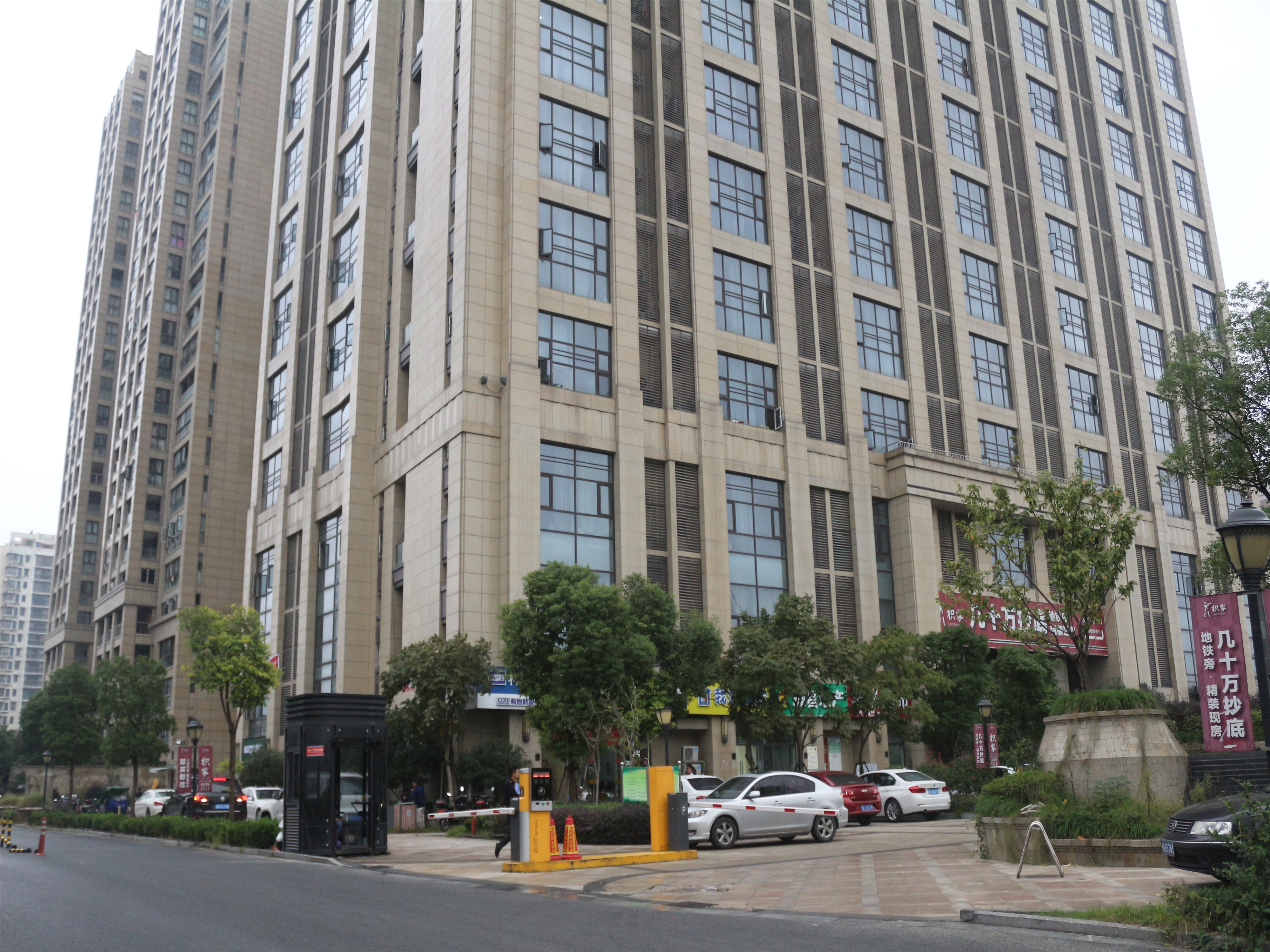 积家小区实景 16
