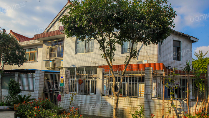 天虹三村外景图