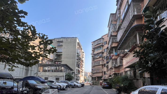 簇桥后街100号外景图