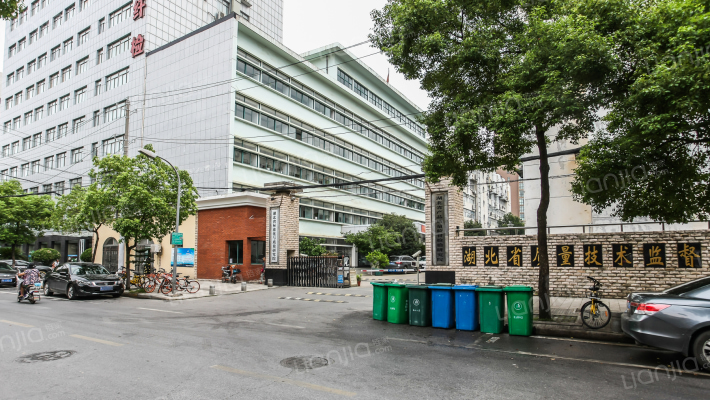 质监局宿舍外景图