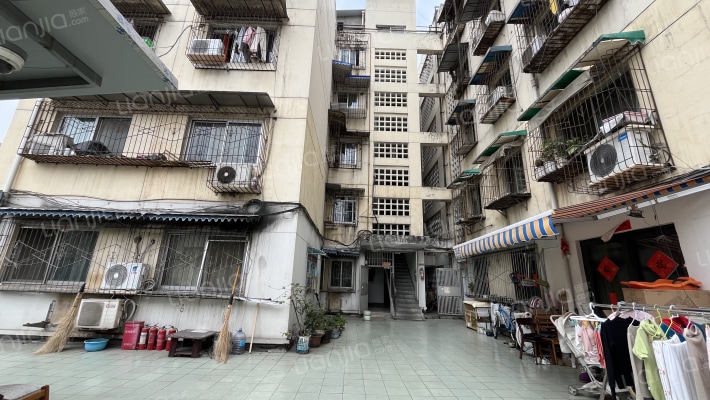 恒通大厦外景图