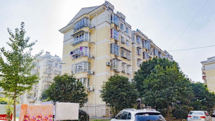 港南花苑新城苑外景图