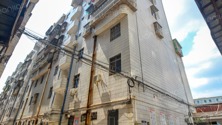 城东商贸城外景图