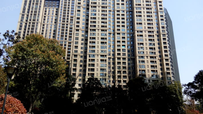 绿地国际金融城一期外景图