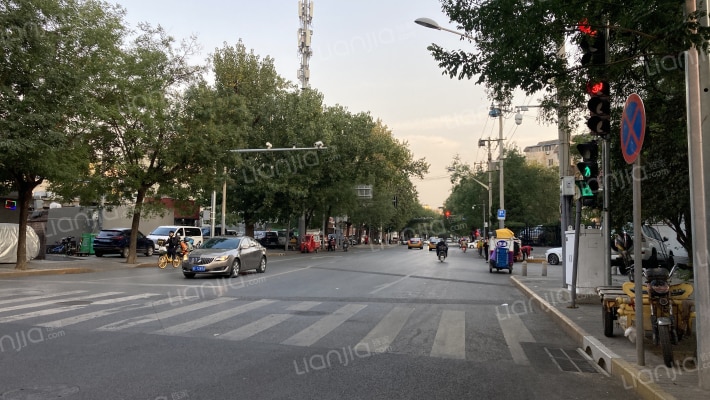 大钟寺甲8号院外景图