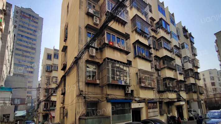 光华公寓外景图