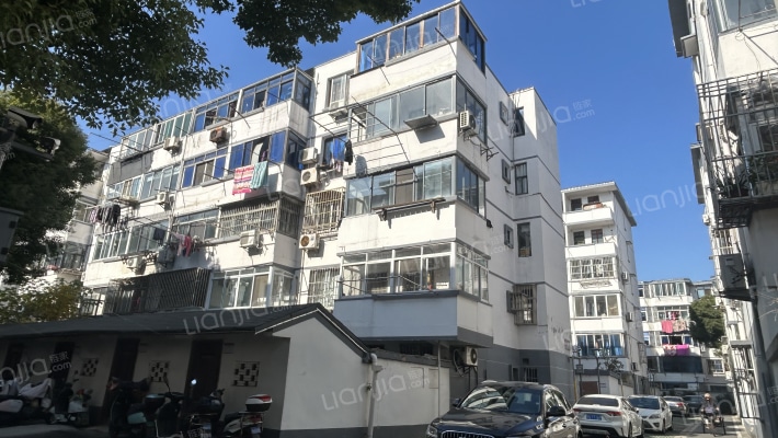 柏庐新村外景图