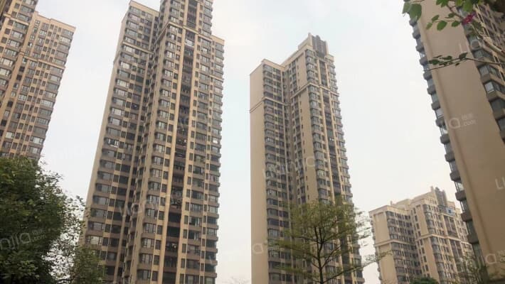 保利中景花园外景图