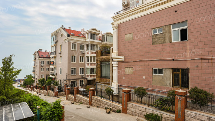 华居公寓外景图