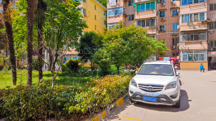 陕建机第三社区外景图