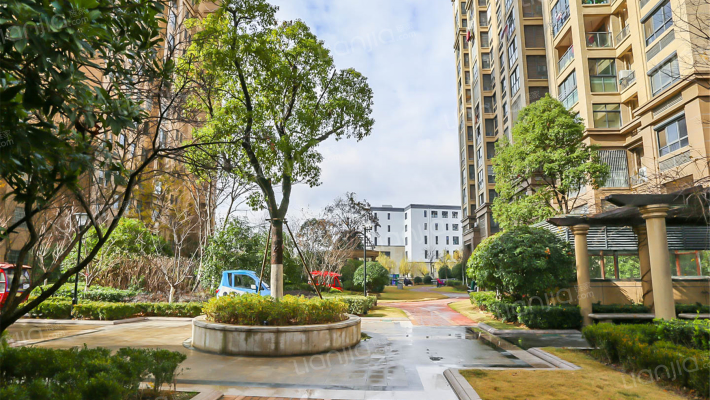 嘉盛香槟一号外景图