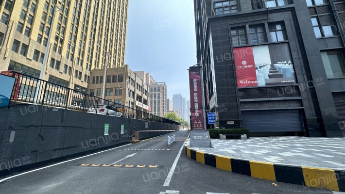 万鑫中央广场外景图