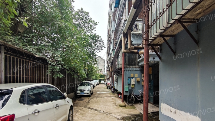 生产路3号供电局宿舍外景图