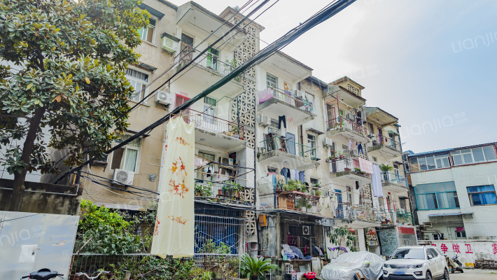 汉阳大街86号外景图