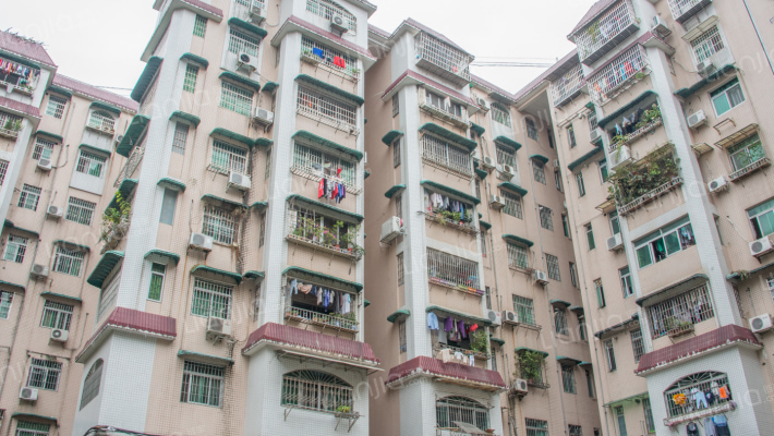 梅苑小区外景图