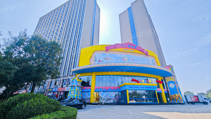 东辰广场外景图