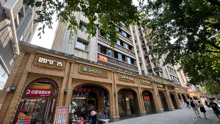 解放西路外景图