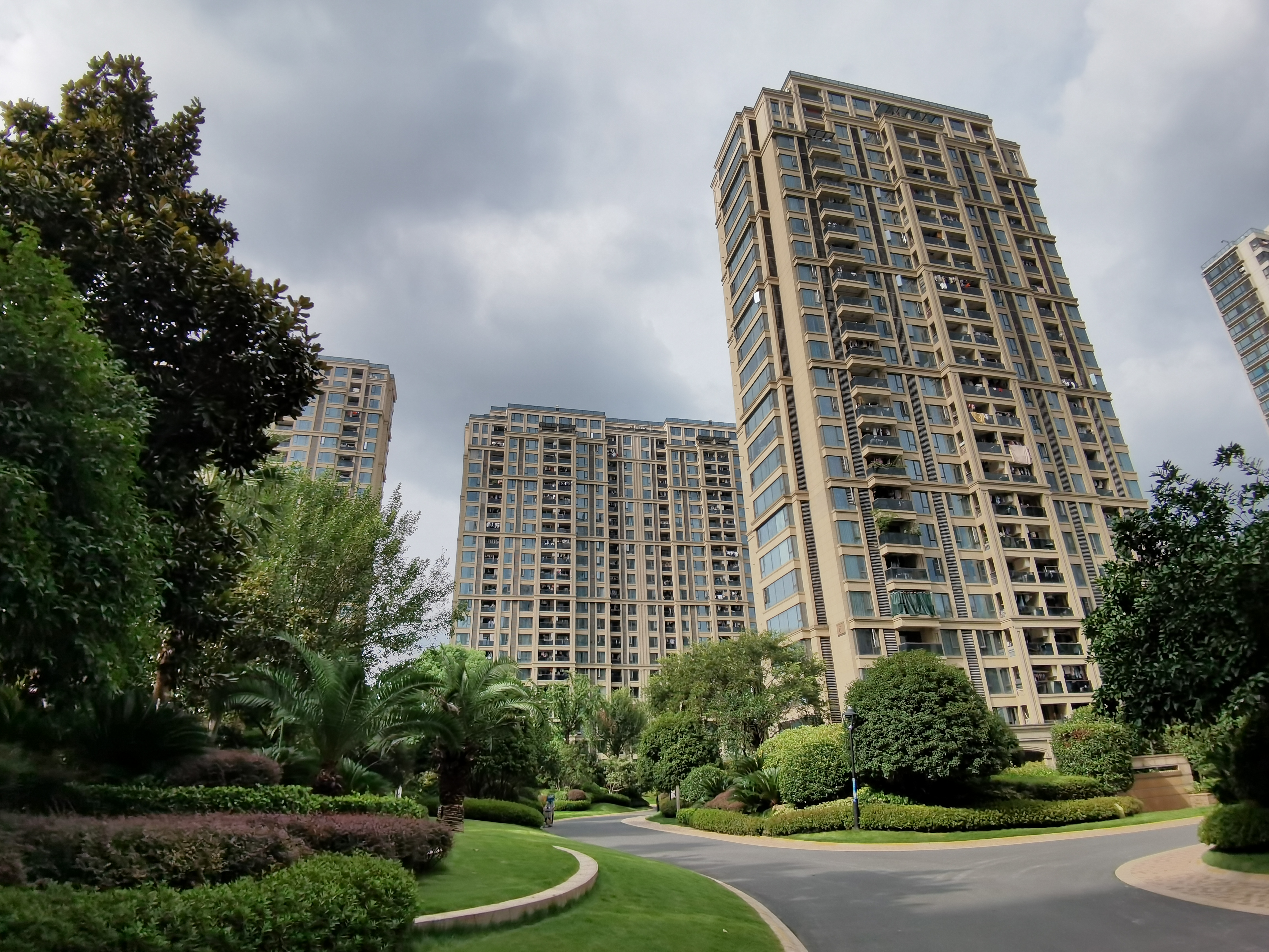 Wanjia Mingcheng compound photo 3