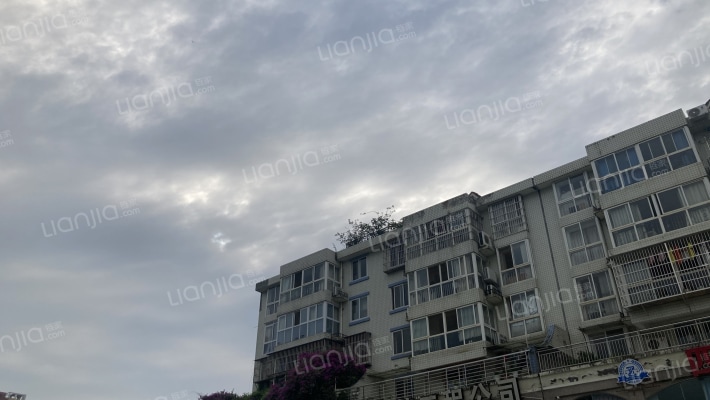 怡合花苑外景图