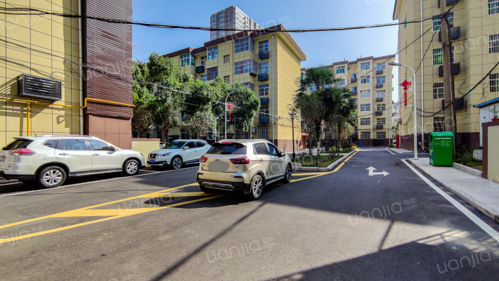 氮肥厂小区外景图