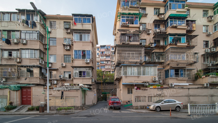 萧金路33号外景图