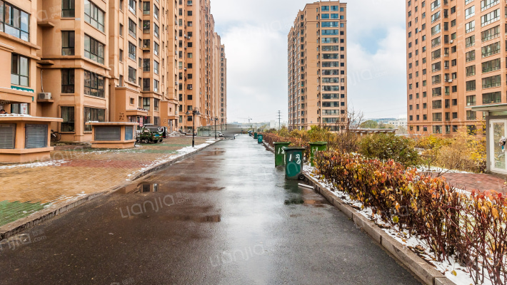 东实碧水湾外景图