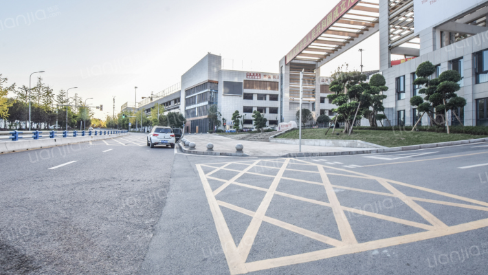 紫泉枫丹二期外景图