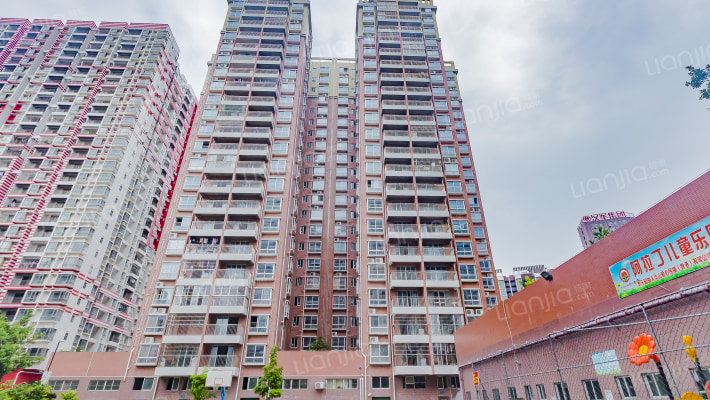 四季花语雅苑外景图