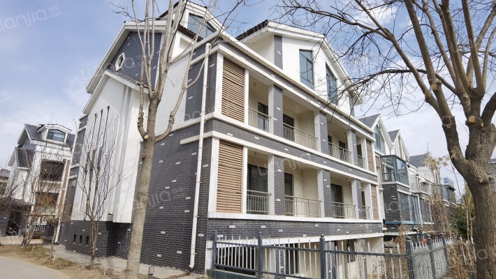 墅洋居礼外景图