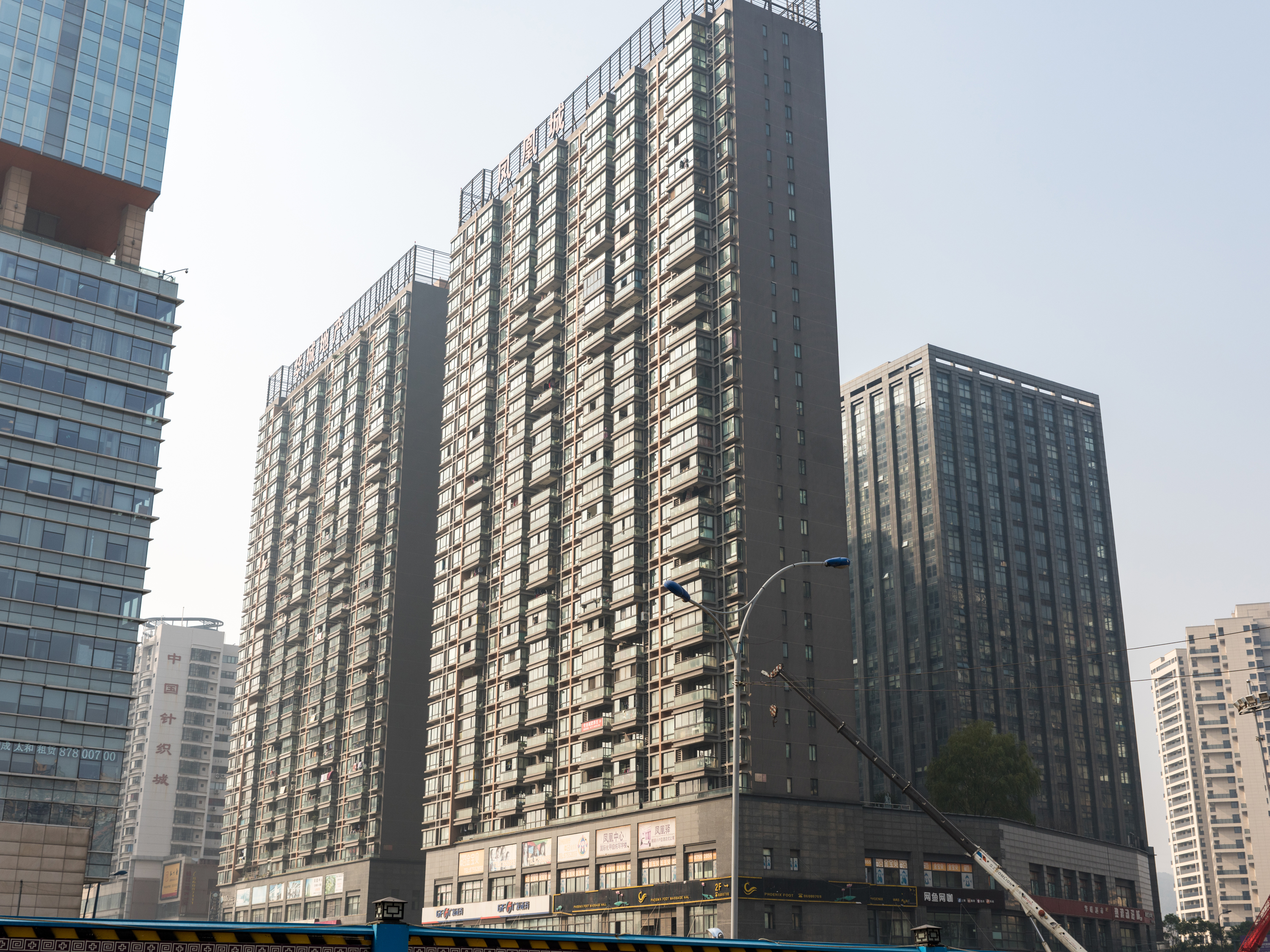  Phoenix City compound photo 4