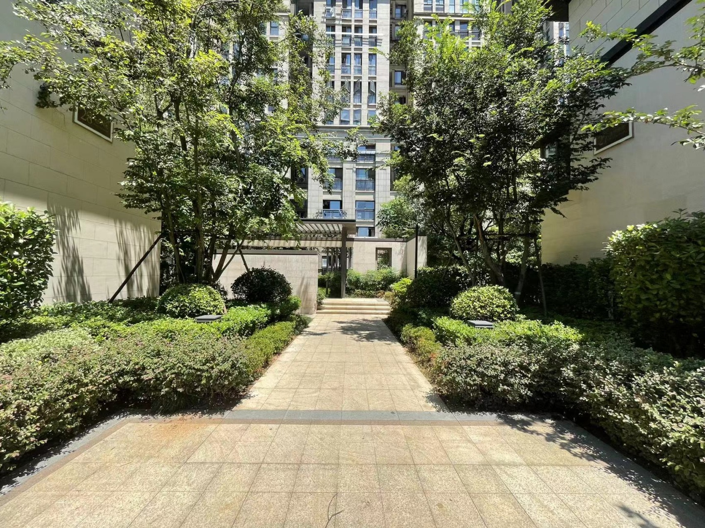 Glorious Villa  compound photo 12
