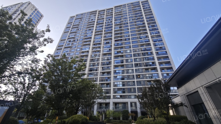 秦忆荣府北区外景图