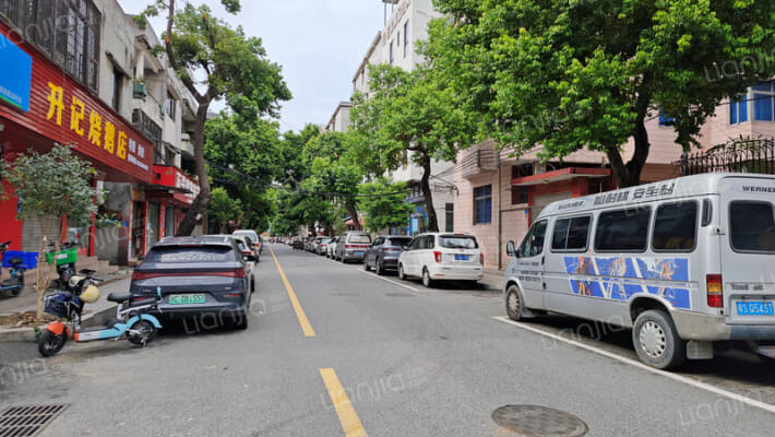 澳南路二十四巷外景图