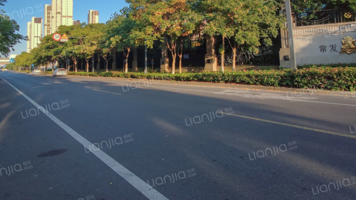 常发豪庭国际外景图