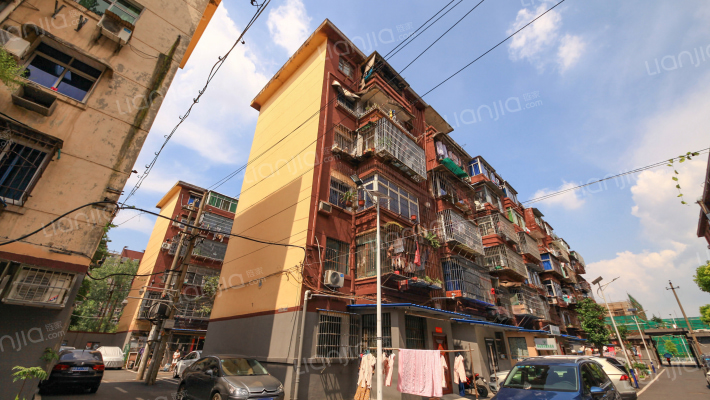 上海路武警宿舍外景图