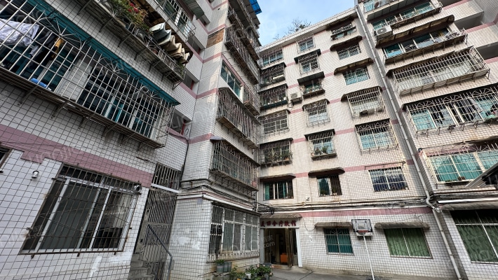 永新商住楼小区外景图