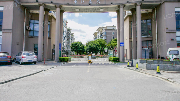 星河晨光B区外景图