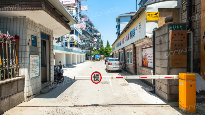 利翔公寓外景图